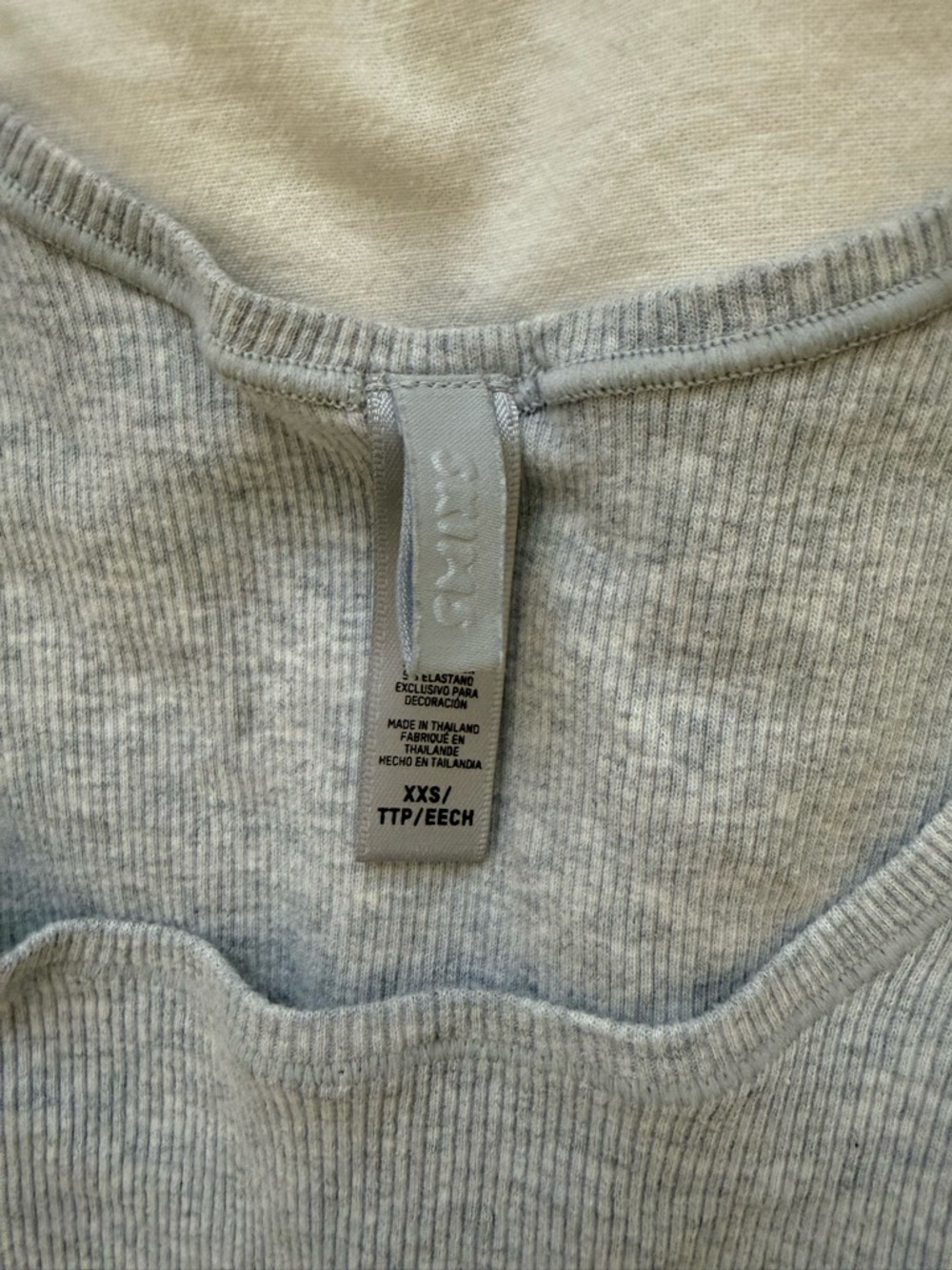 Skims Ribbed Cropped Tank - Picture 2 of 3